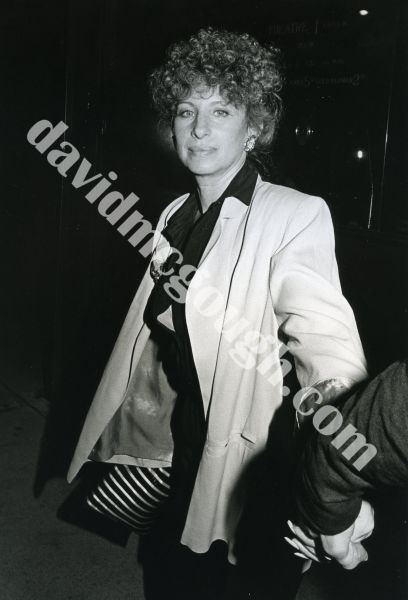Barbra Streisand 1980, LA 8.jpg